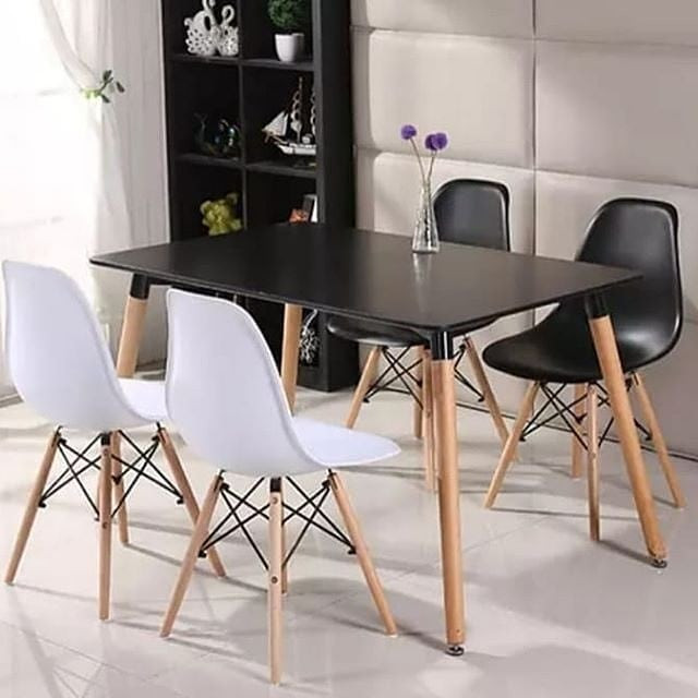 میز و صندلی غذاخوری ۴نفره ایمز پایه چوبی ایفلی آریا